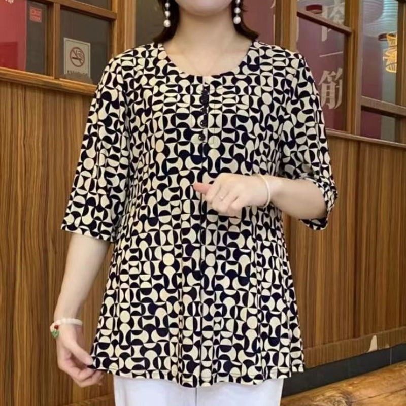 Vintage Collectible Buttons - Vintage Printed T-shirt Casual Loose Folds