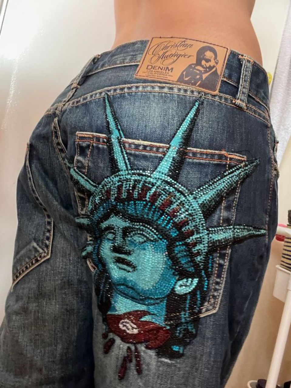 Y2k 2000s Statue of Liberty Di - đánh giá và giá Vintage Collectible Buttons