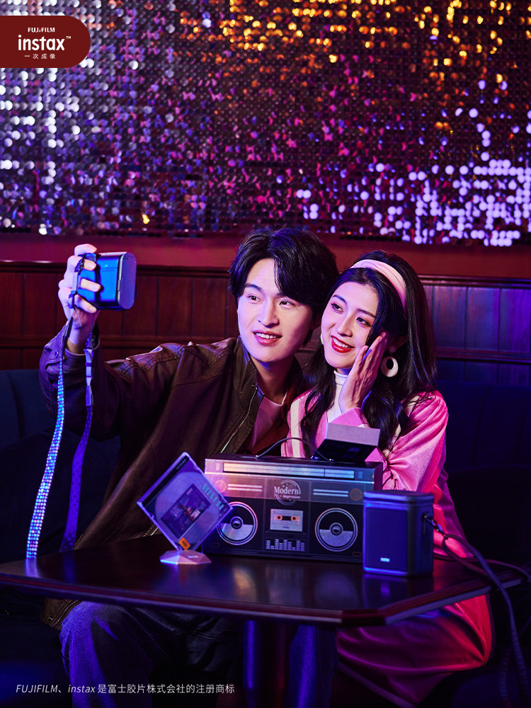 New Original Fujifilm Instax M - đánh giá và giá Instant Film Pack
