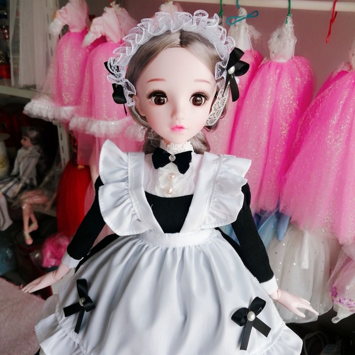Vintage Burgundy Maid Costume  - đánh giá và giá Collectible Vintage Matches