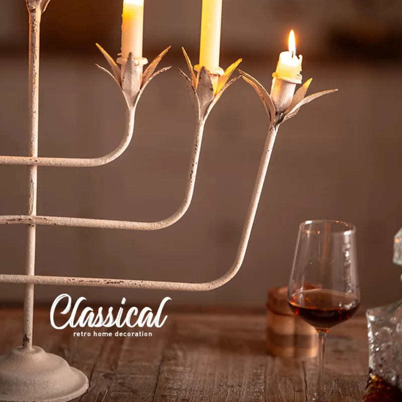 Vintage Metal Floral Candelabr - đánh giá và giá Collectible Vintage Matches